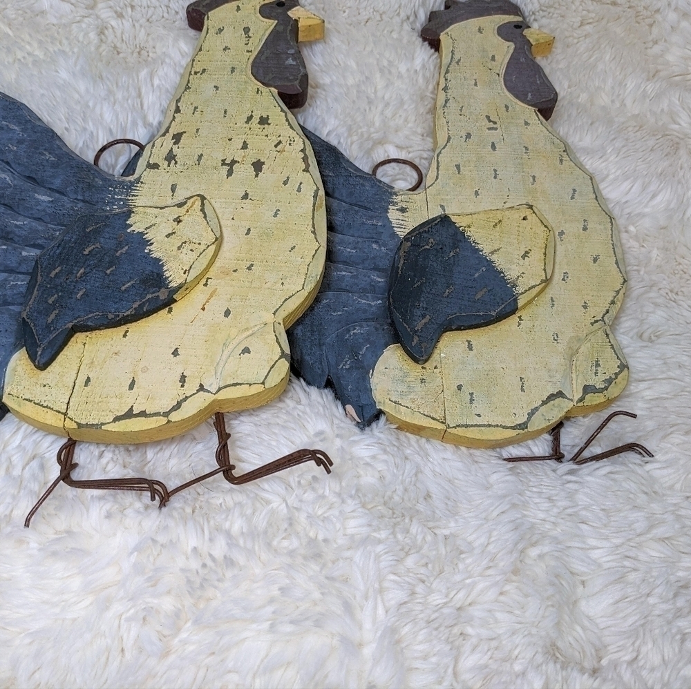 Set of Two Vintage Wood and Metal Rooster Wall Decorations - Sold As-Is - Picture 2 of 6